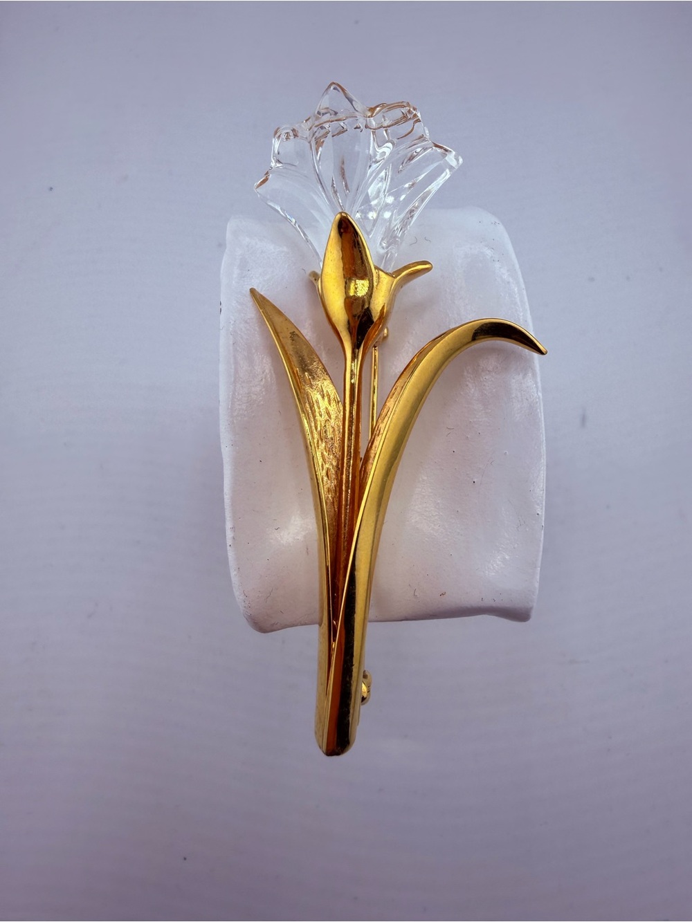 Swarovski Gold-Tone Crystal Flower Brooch - Elegant Women’s Jewelry - Picture 2 of 6